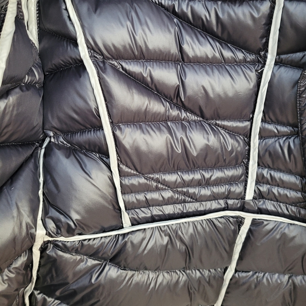 Calvin Klein down Puffer Jacket - Picture 2 of 5